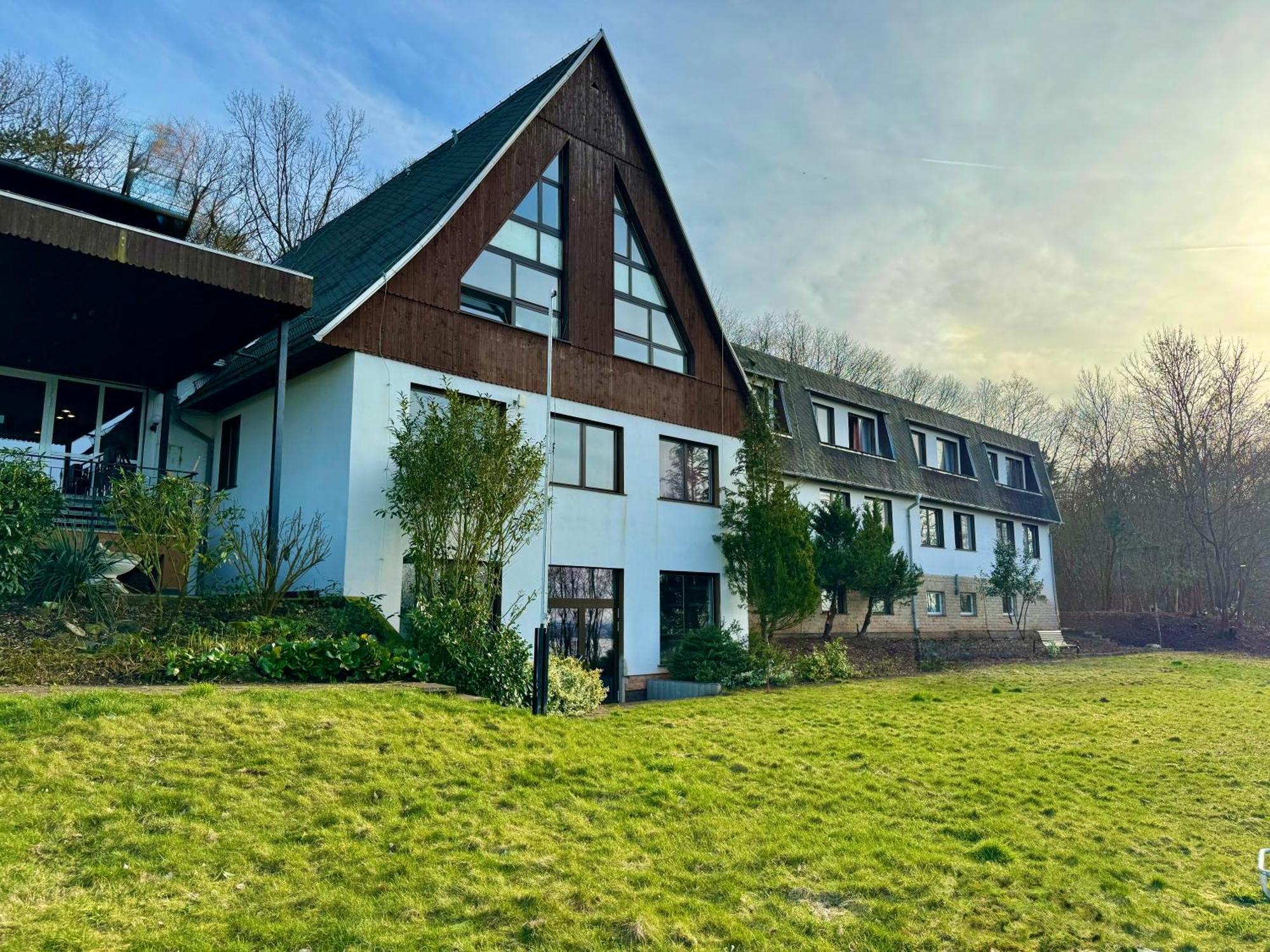 Land-Gut-Hotel Barbarossa Kelbra Exterior foto